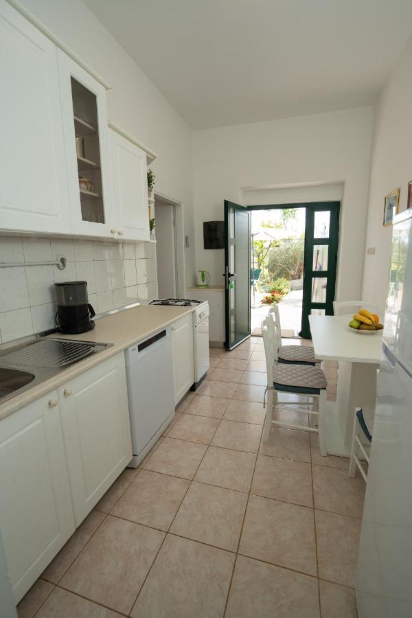 Kuca Za Odmor Denona Apartman Borovići Kültér fotó
