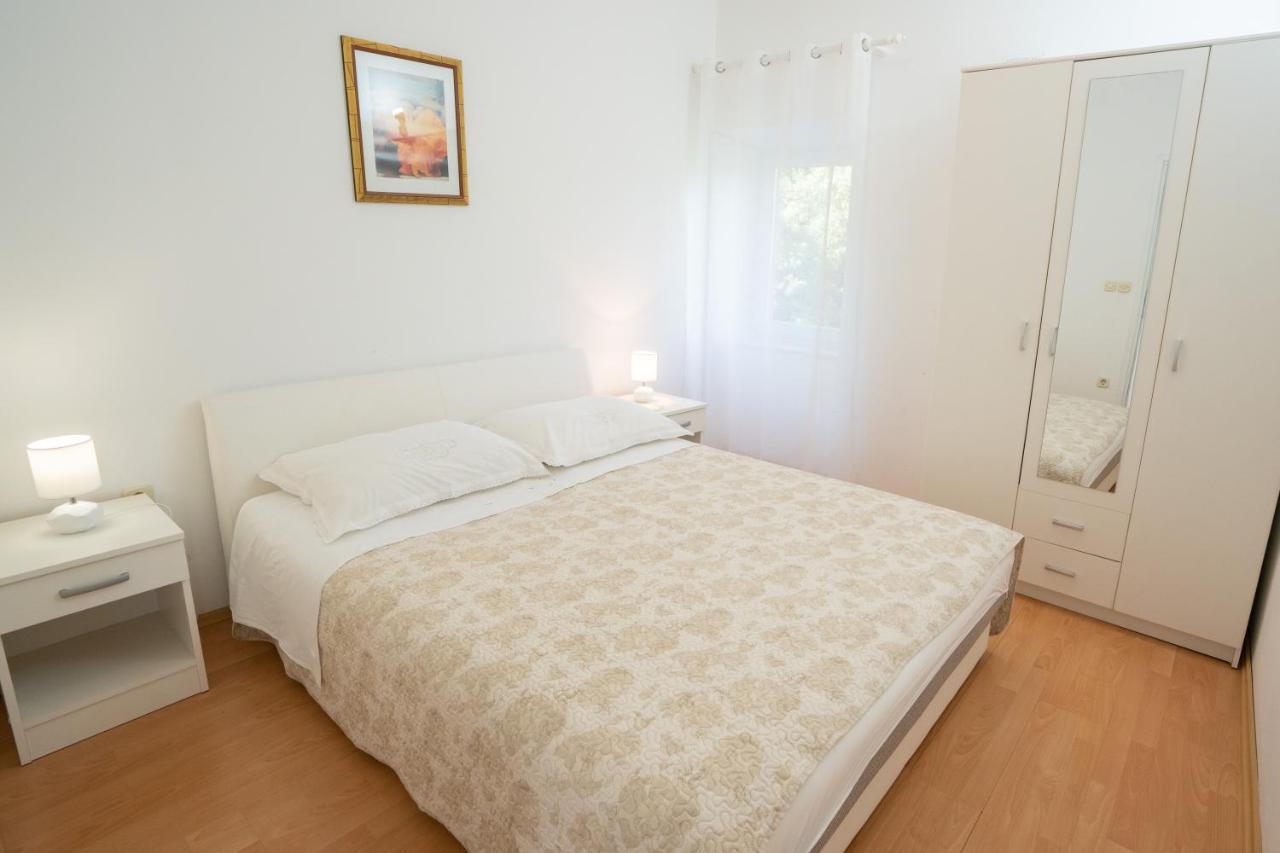 Kuca Za Odmor Denona Apartman Borovići Kültér fotó