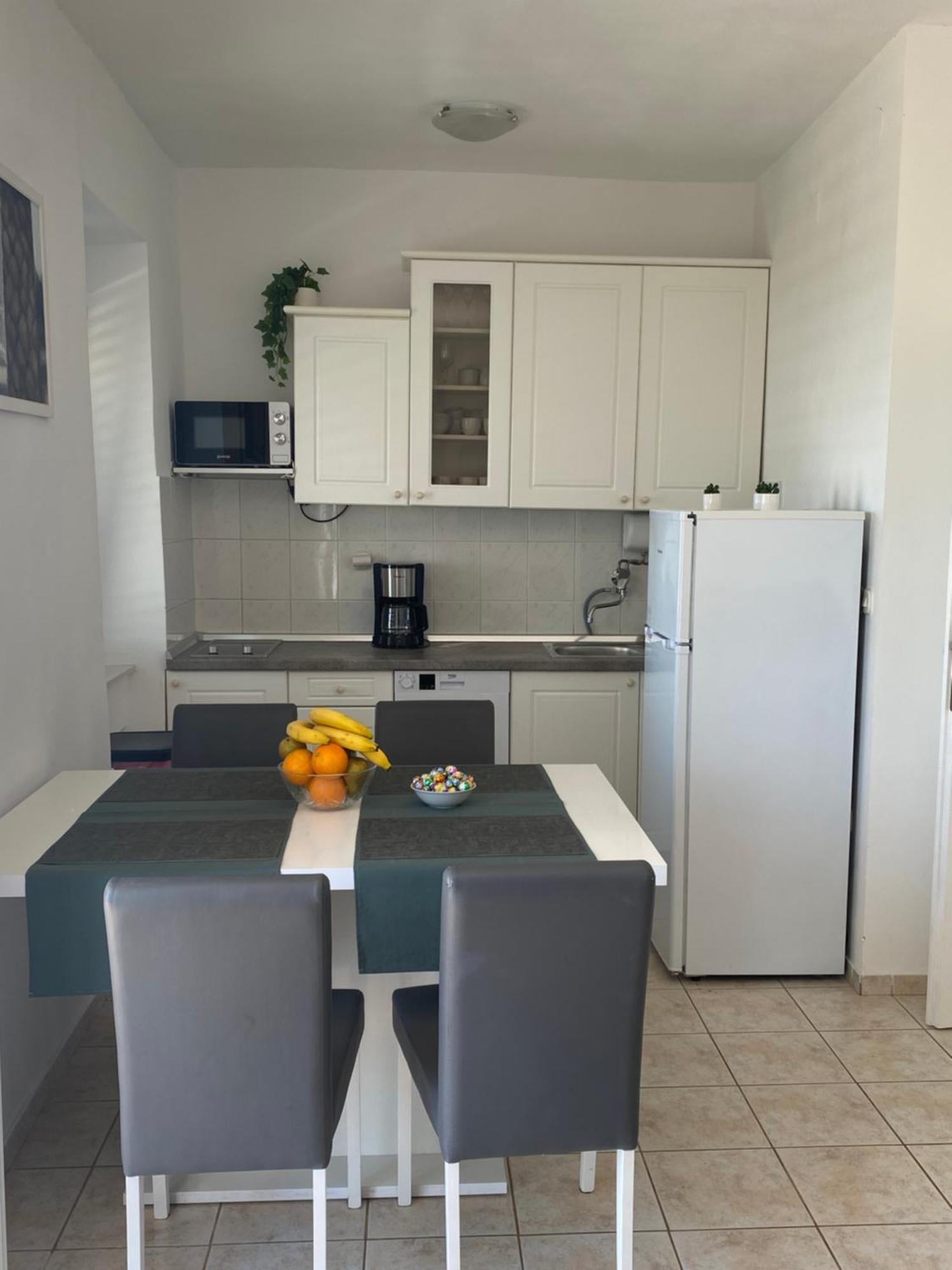 Kuca Za Odmor Denona Apartman Borovići Kültér fotó